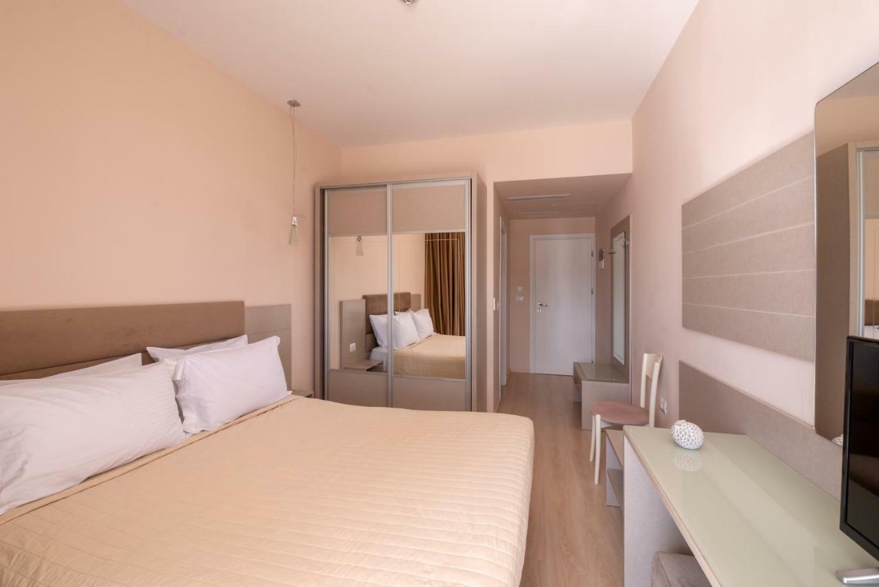 Palma City Hotel Sarande Ngoại thất bức ảnh