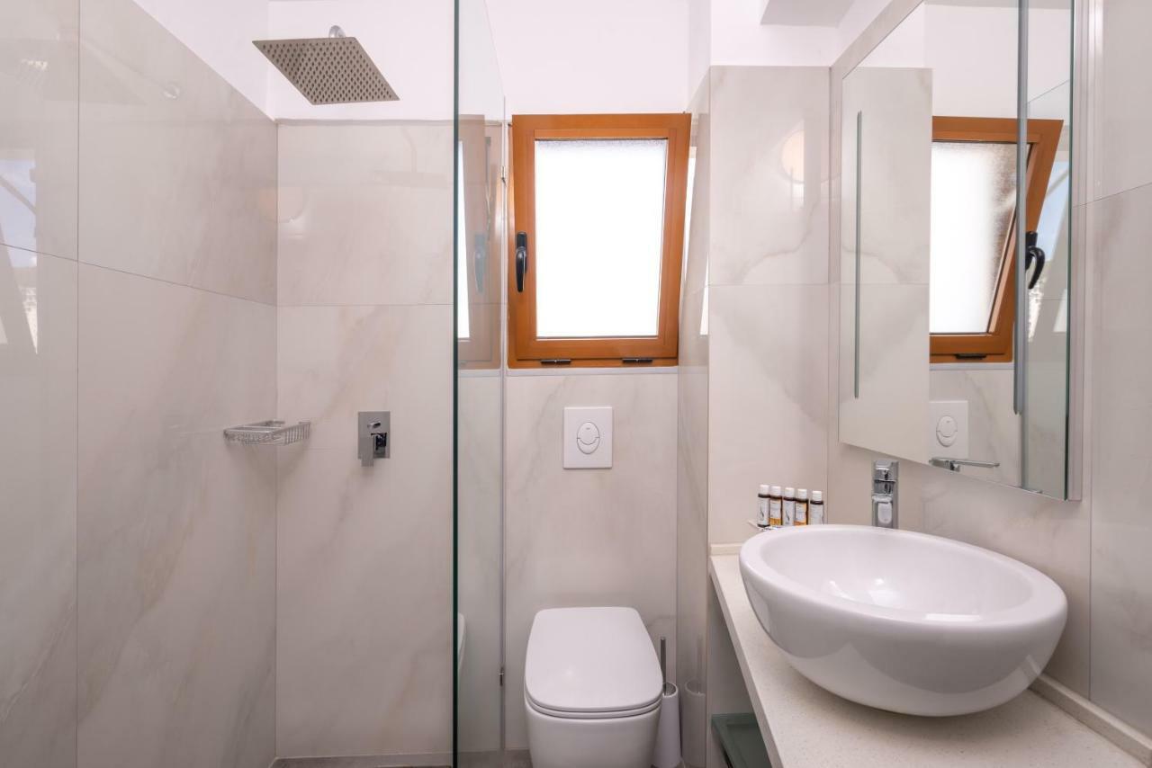 Palma City Hotel Sarande Ngoại thất bức ảnh